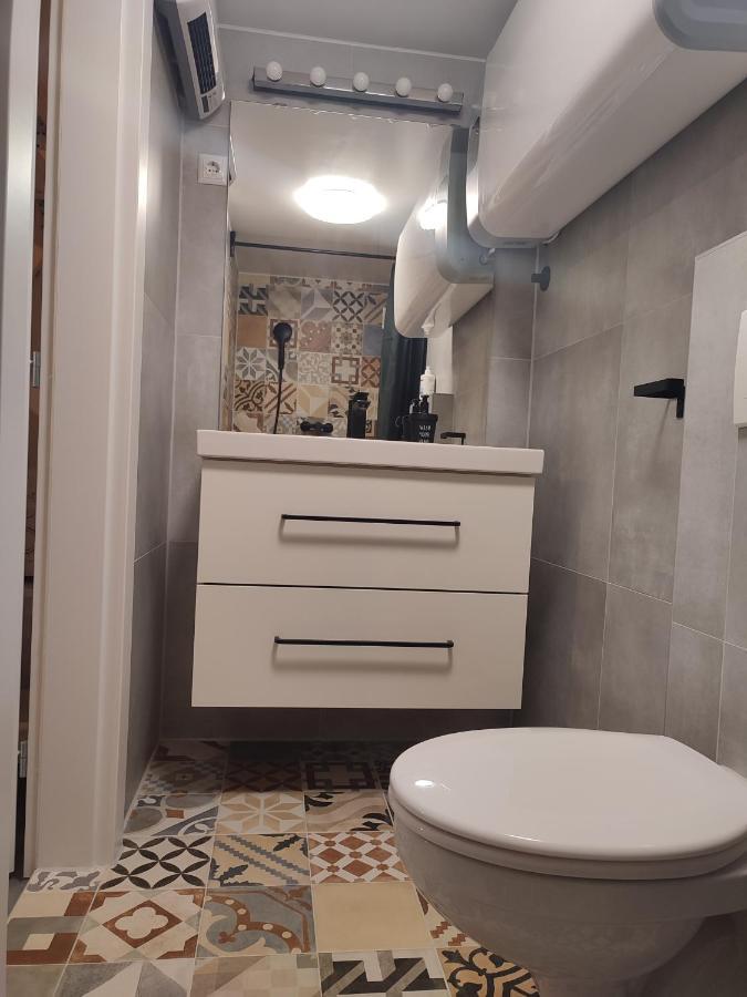 Apartman Dux 2 カルロヴァッツ エクステリア 写真