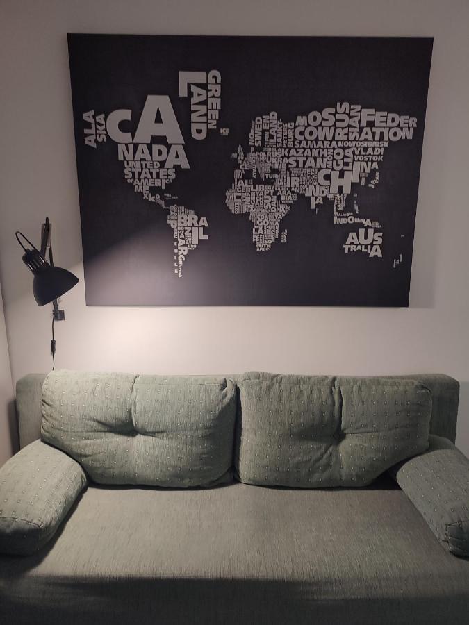 Apartman Dux 2 カルロヴァッツ エクステリア 写真