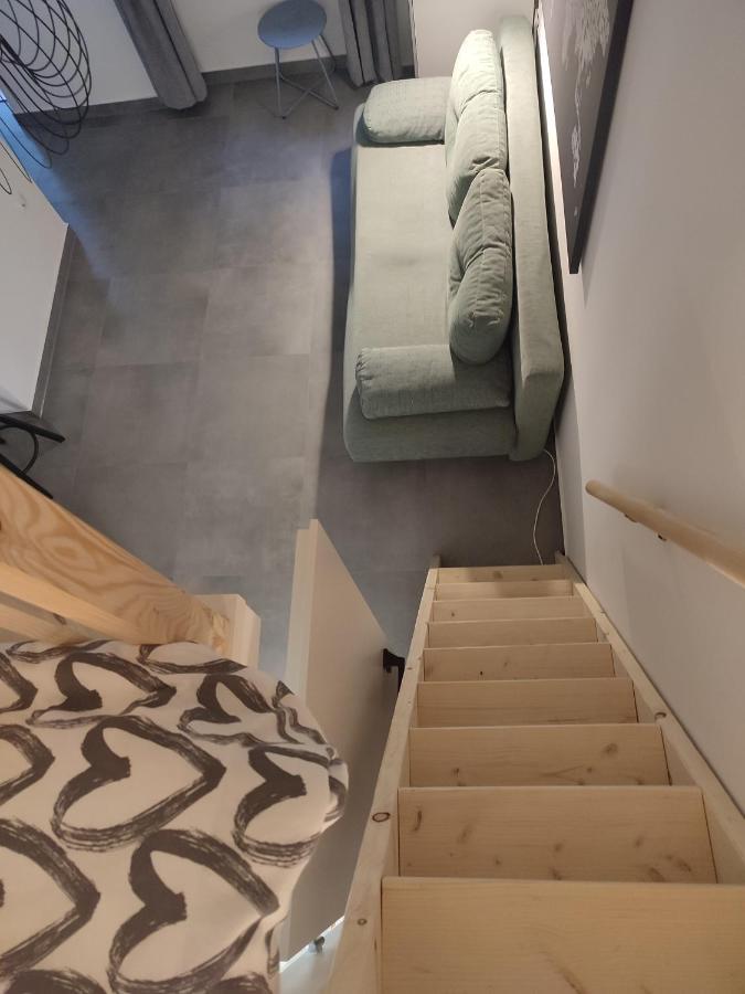 Apartman Dux 2 カルロヴァッツ エクステリア 写真